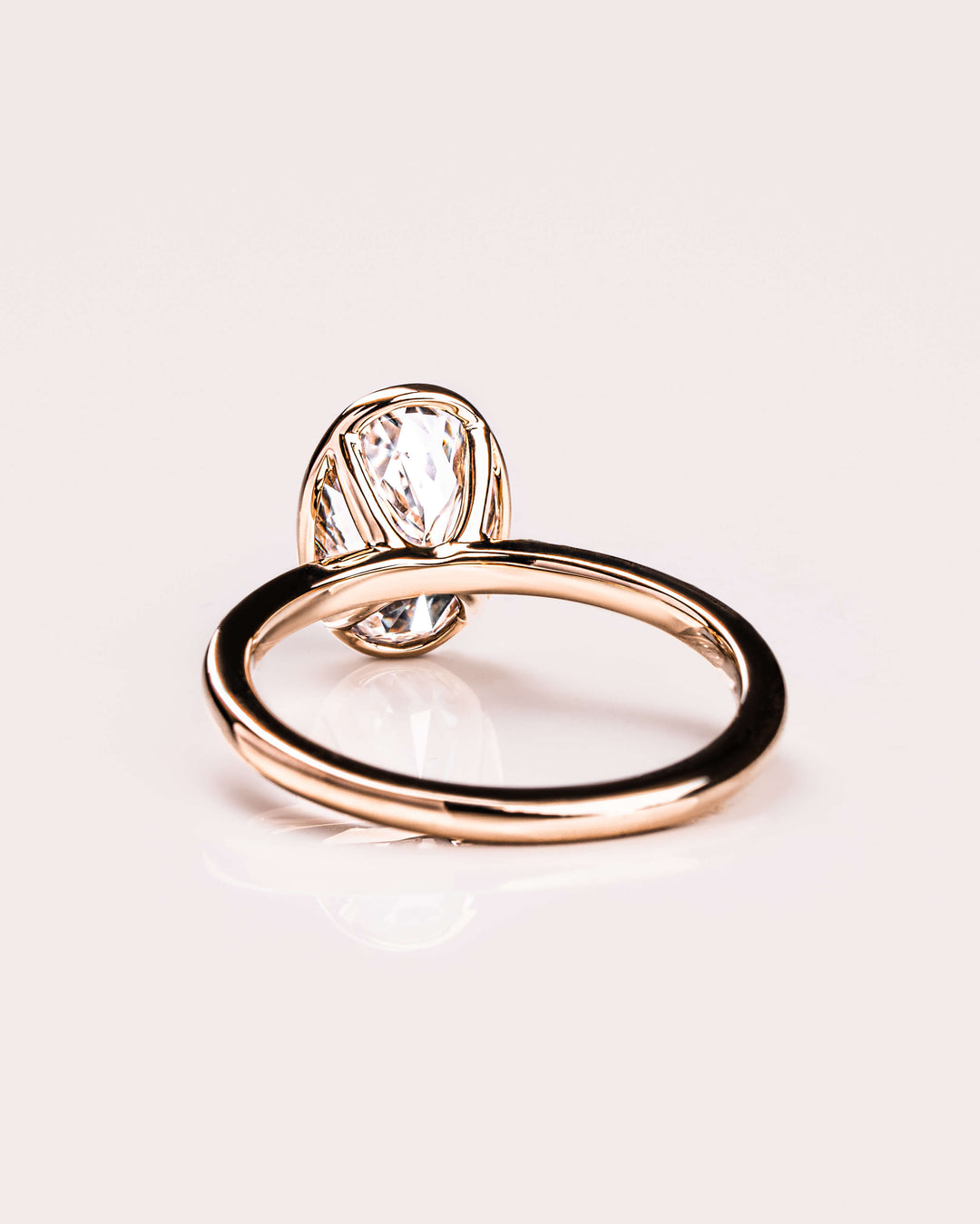Beth - Oval