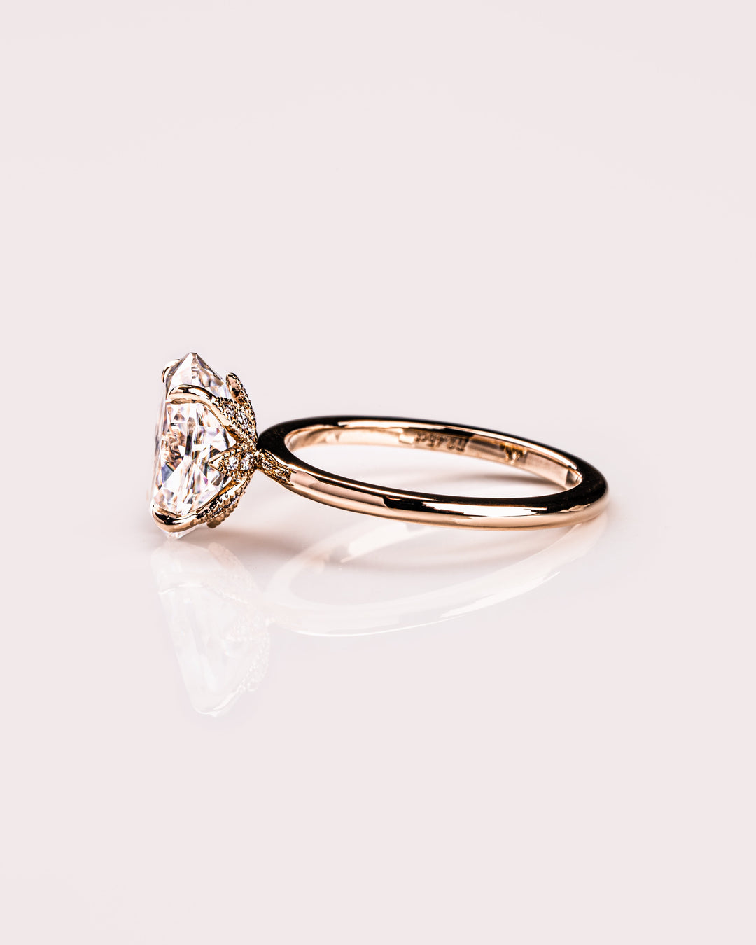 Floralie - Oval