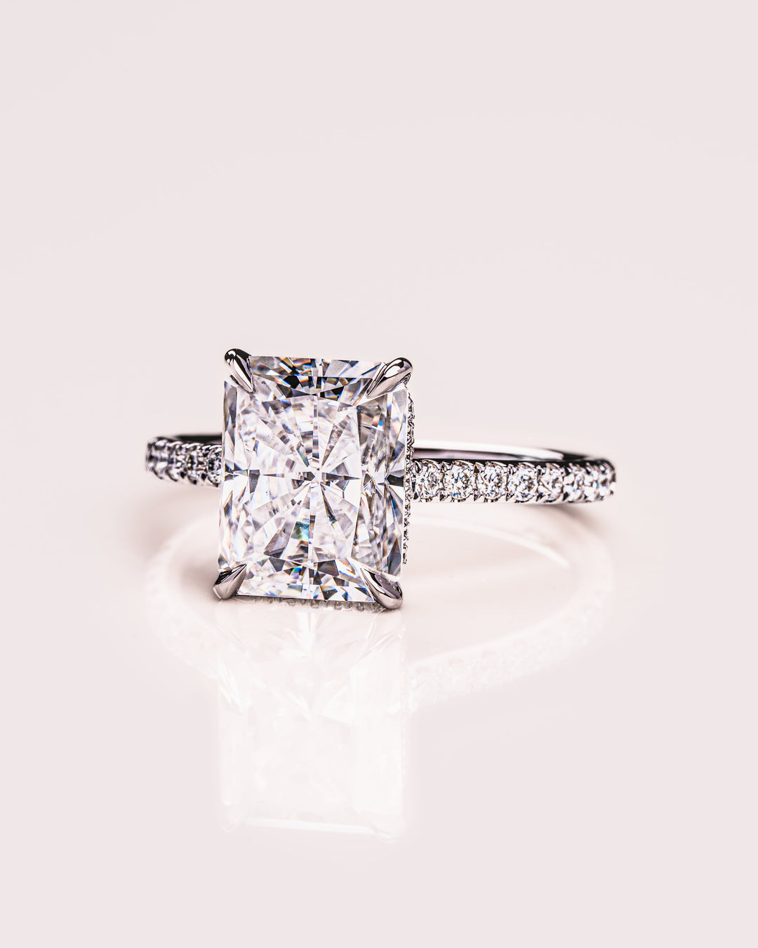 Jasmine (with Pavé) - Radiant