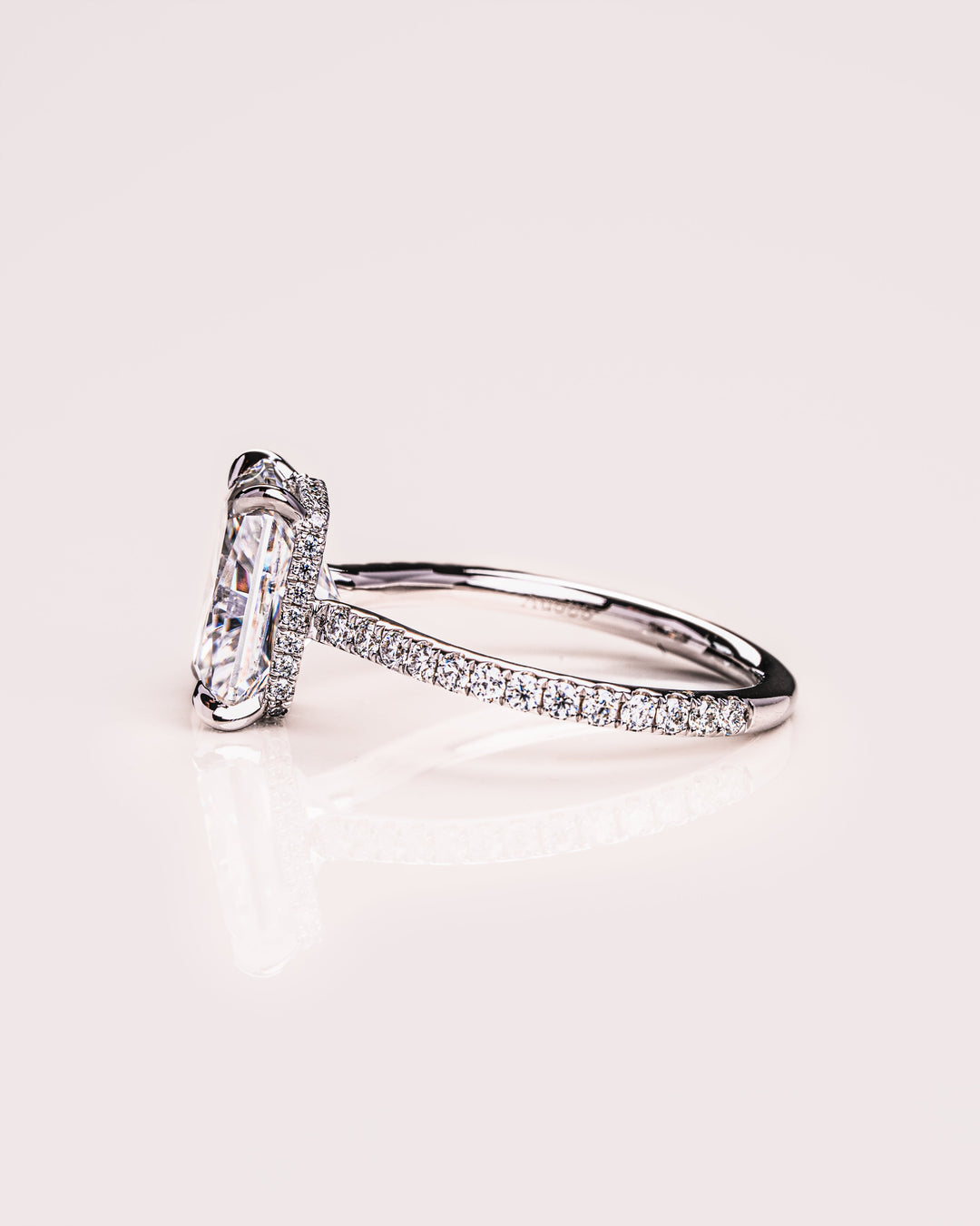 Jasmine (with Pavé) - Radiant