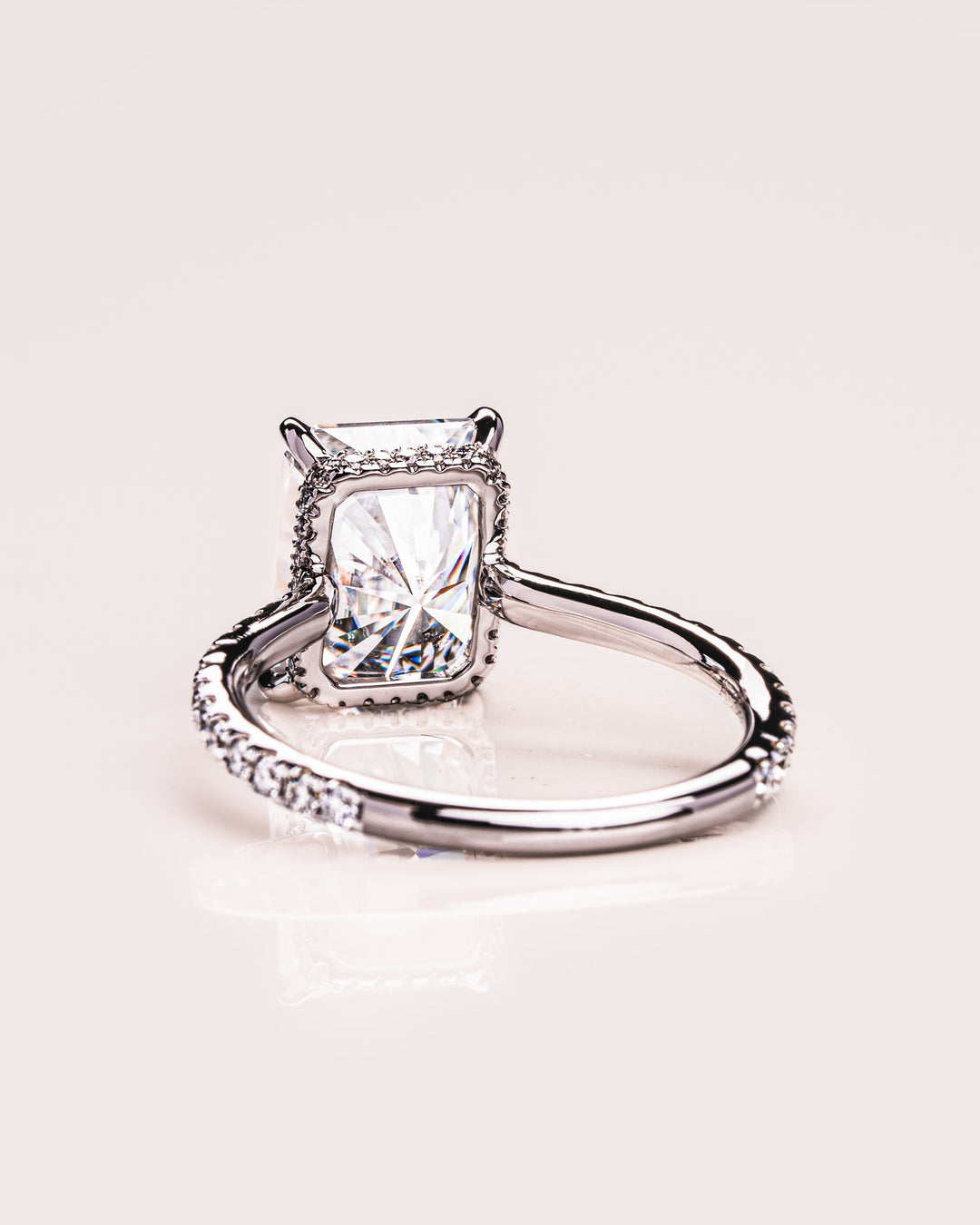 Jasmine (with Pavé) - Radiant