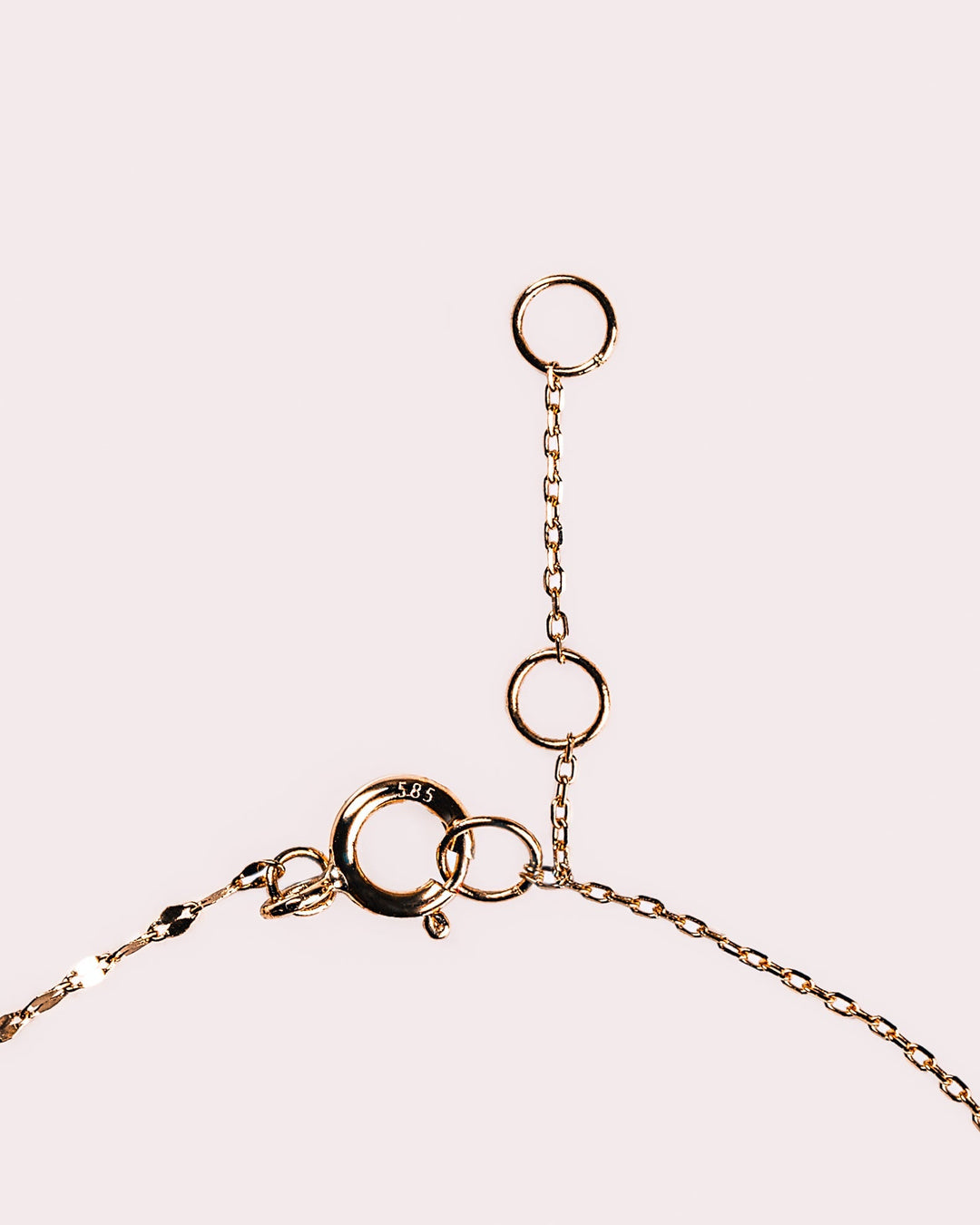 Round Bezel Bracelet