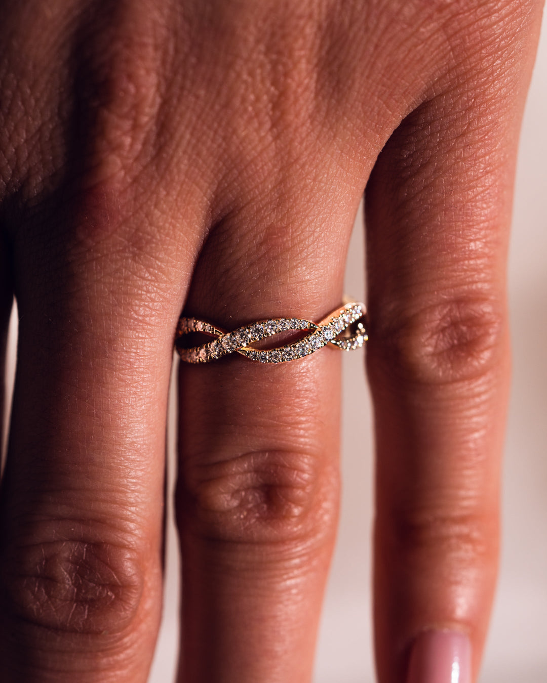 Ready to Ship - Everly (Pavé)